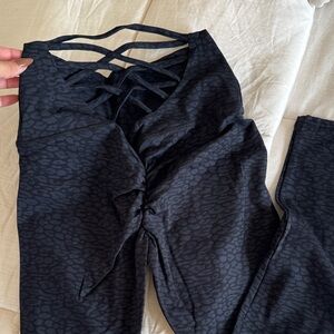 Black Leopard Print scrunch butt Leggings with Crisscross Back